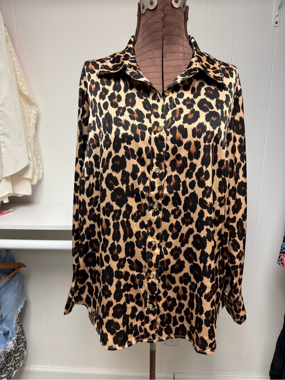 Talbots Satin Charmeuse Button-Front Leopard Print Size X (Plus) Animal Print